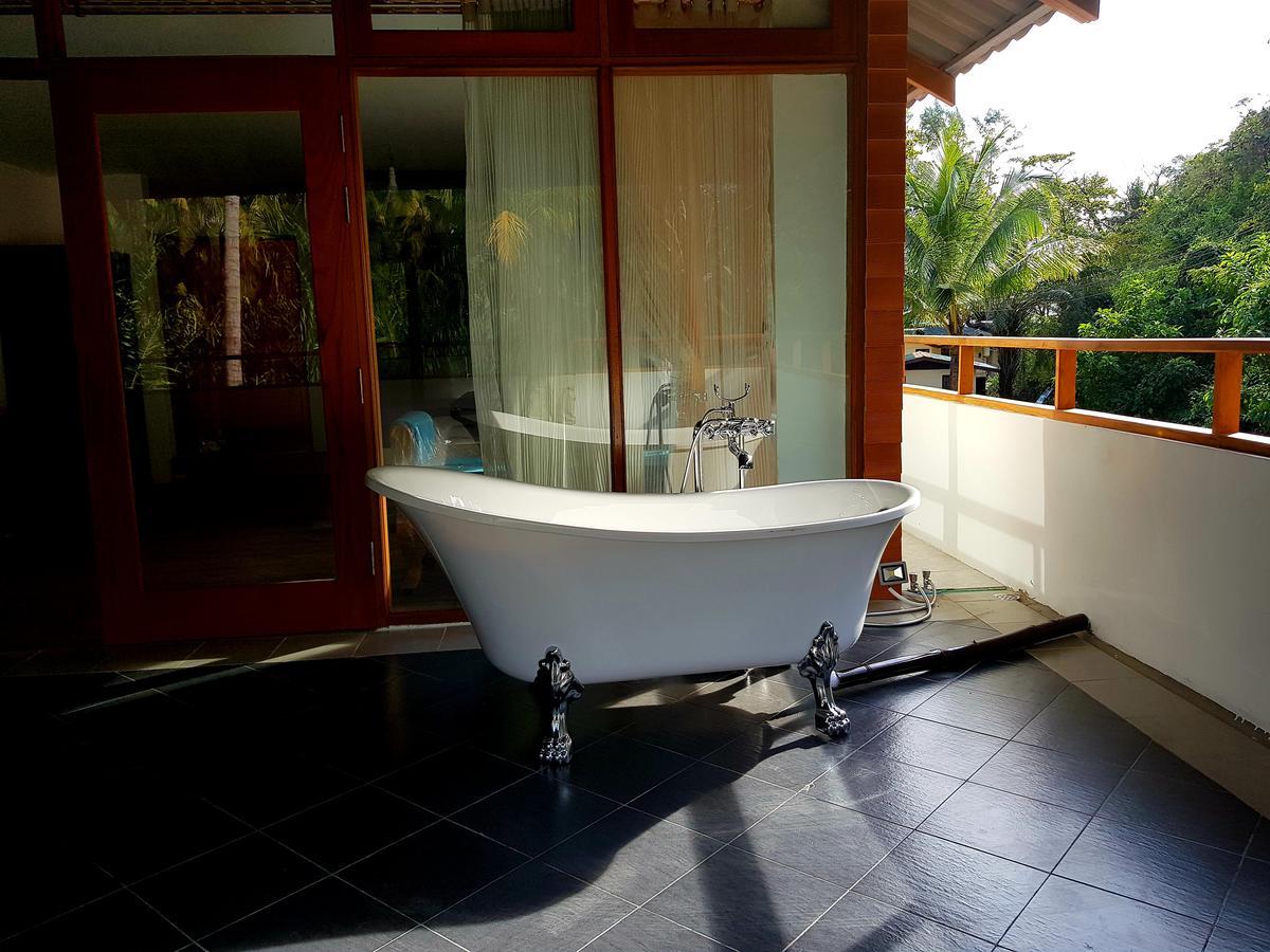 Coconut Island Resort Ngapali Buitenkant foto